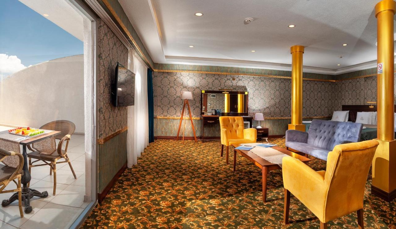 Marinn Deluxe Hotel Altinova  ภายนอก รูปภาพ
